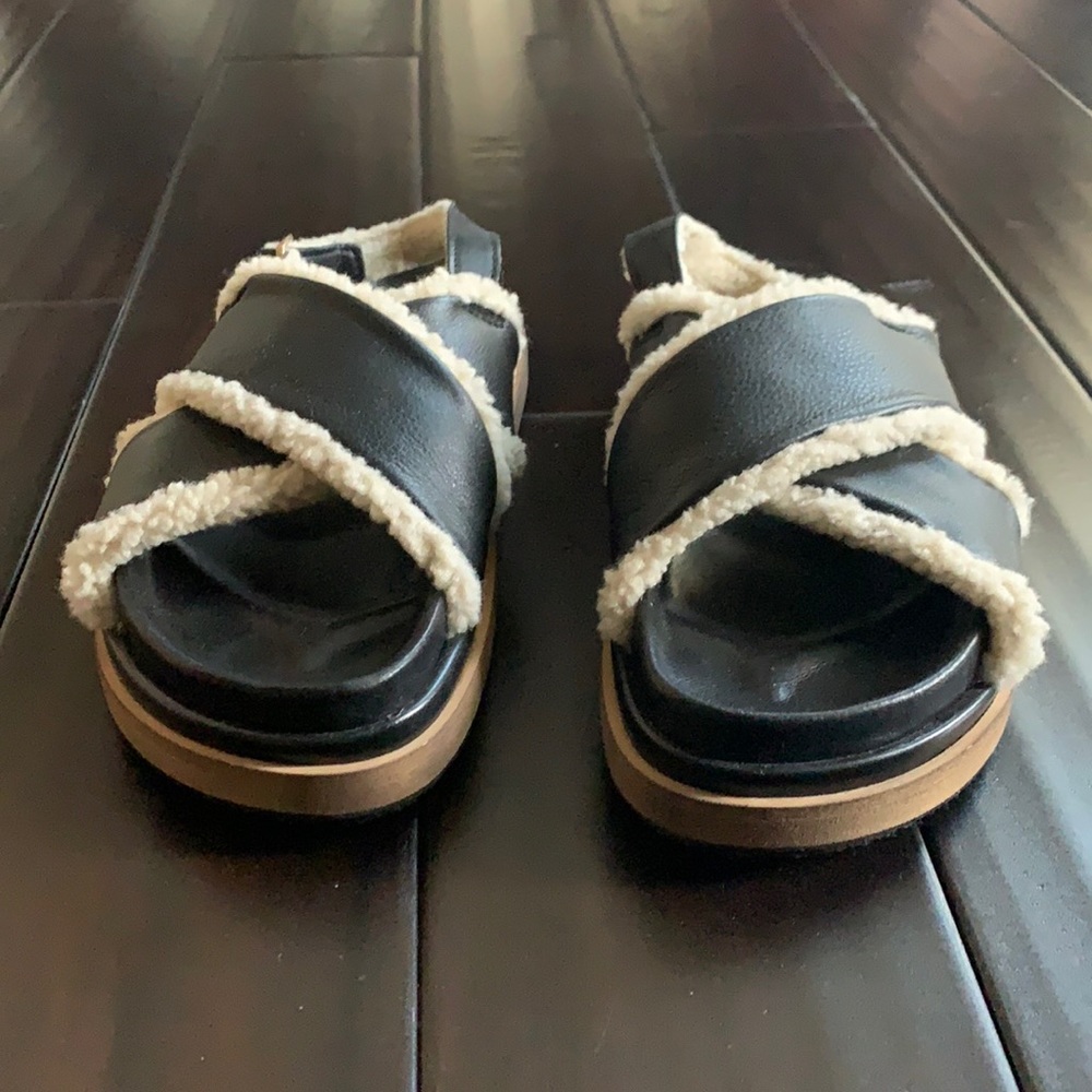 ALOHAS Leather Marshmallow Sandals